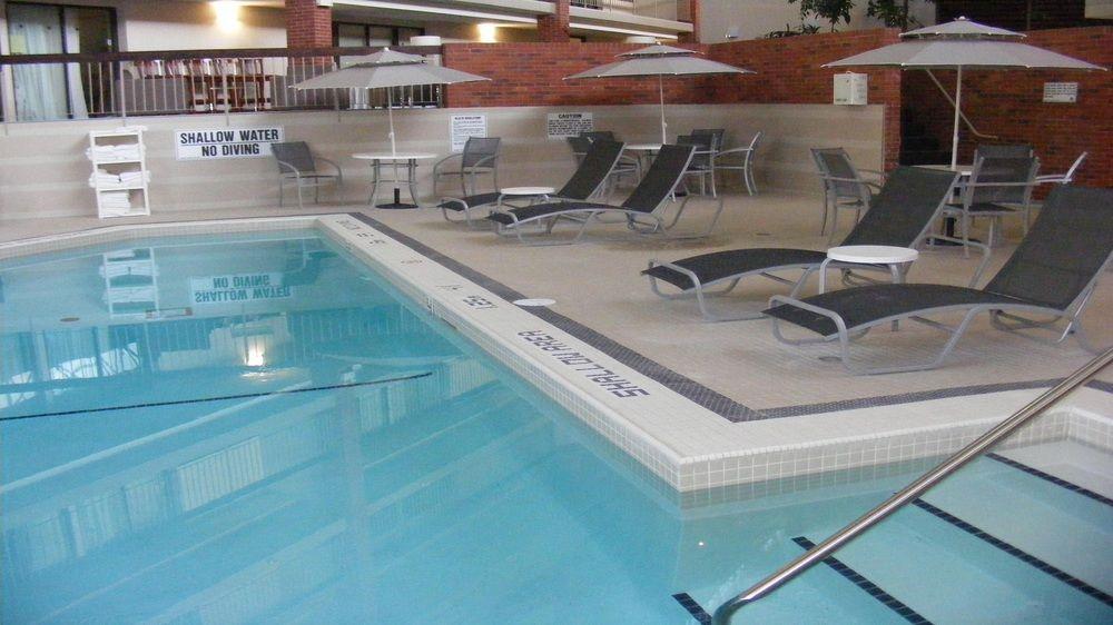 Holiday Inn Oakville Centre By Ihg Εξωτερικό φωτογραφία