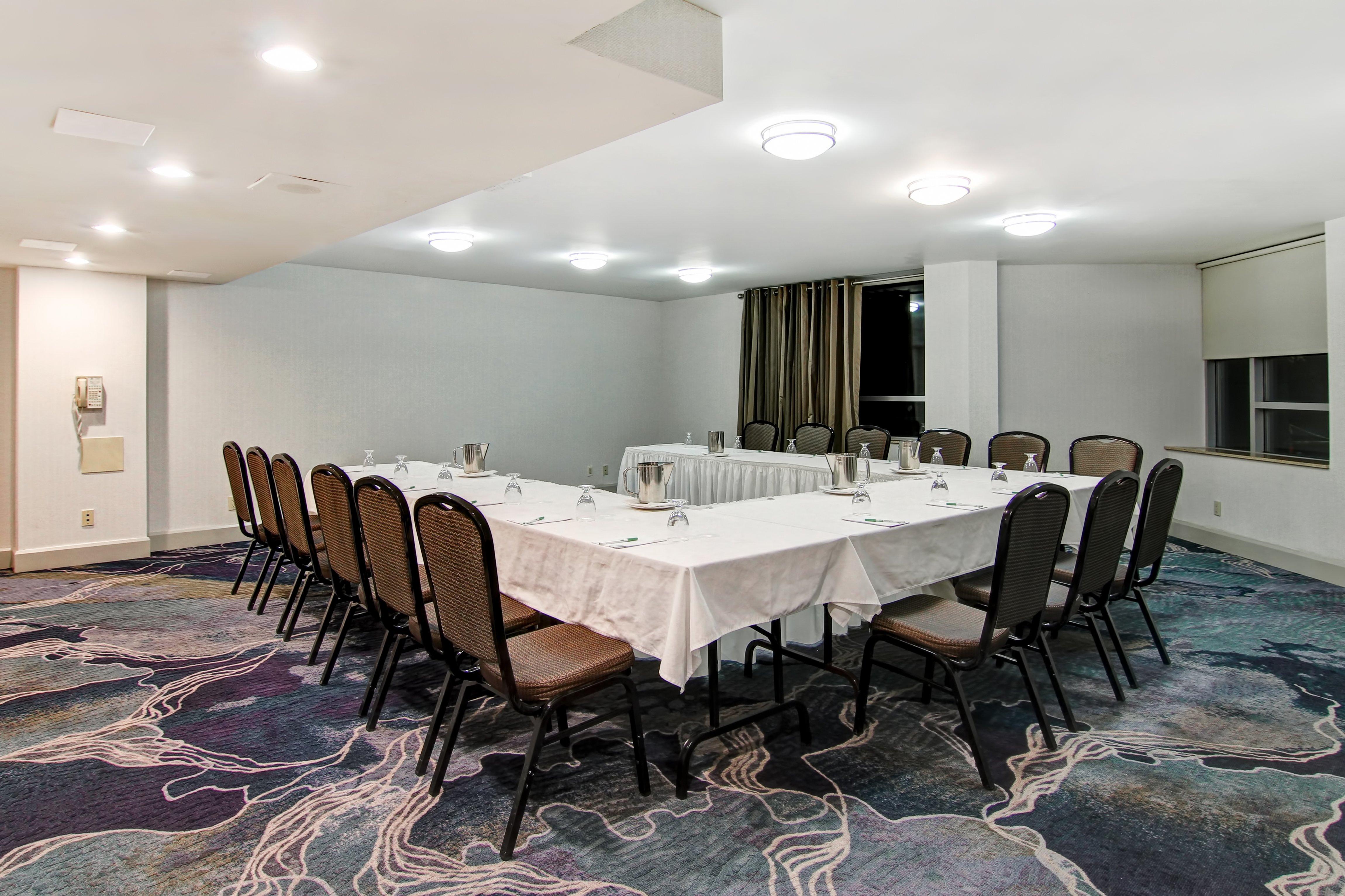Holiday Inn Oakville Centre By Ihg Εξωτερικό φωτογραφία
