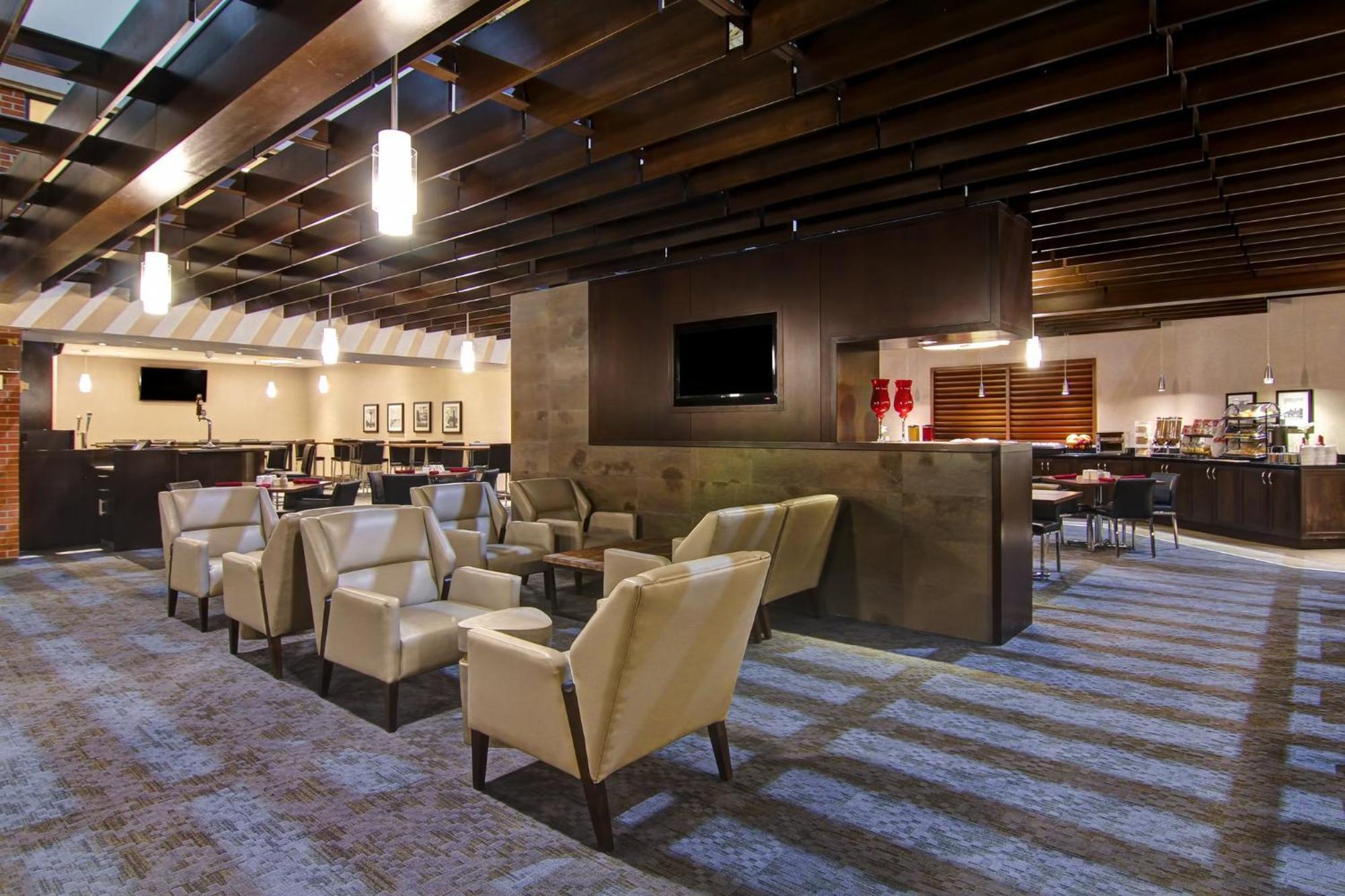 Holiday Inn Oakville Centre By Ihg Εξωτερικό φωτογραφία
