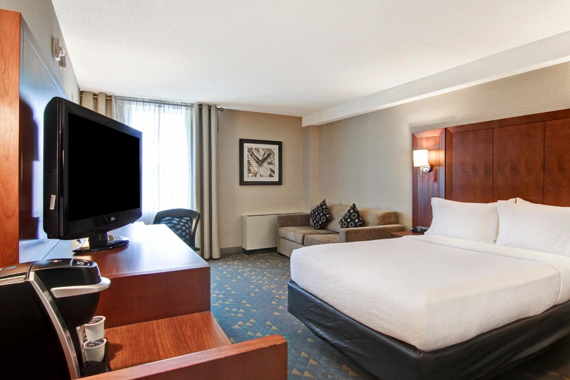 Holiday Inn Oakville Centre By Ihg Εξωτερικό φωτογραφία