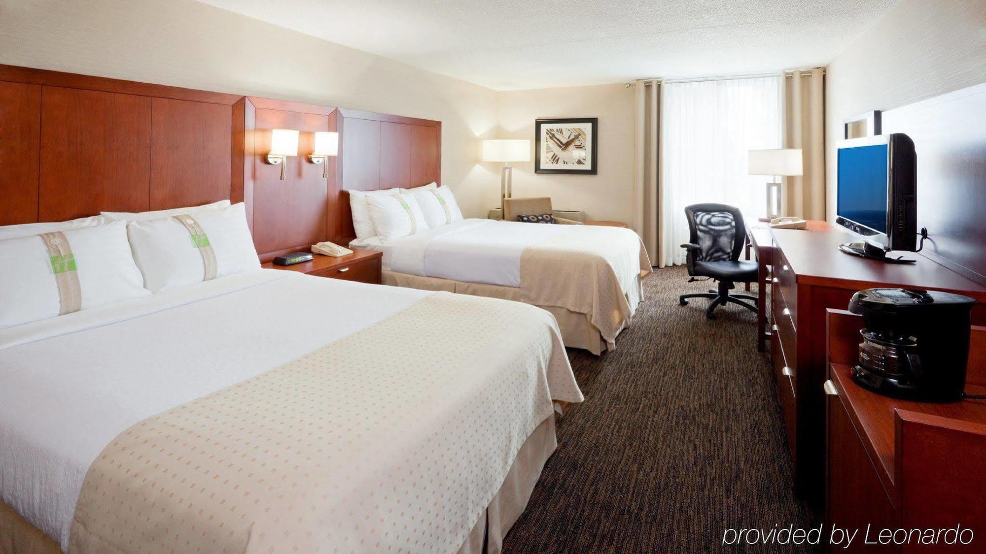 Holiday Inn Oakville Centre By Ihg Εξωτερικό φωτογραφία